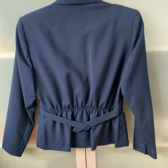 Jacket or blazer for women - Picture 4 of 12